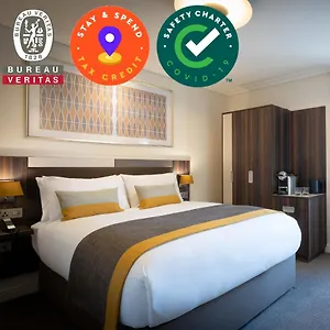 7, Centre 4* Dublin